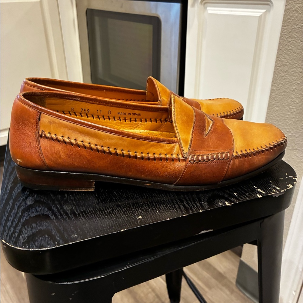 Vintage Magnanni Men's B759 Tan and Brown Leather Slip-On Loafers 11 D - Picture 6 of 8